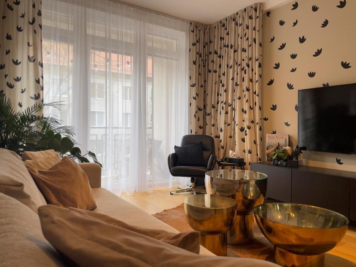 Sweet Home By Zoom Apartments Братислава Экстерьер фото