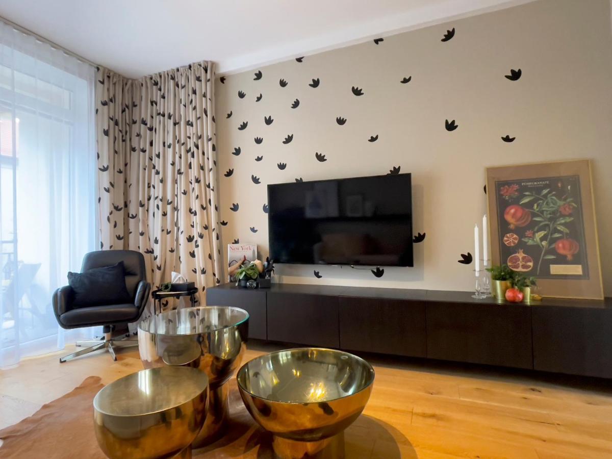 Sweet Home By Zoom Apartments Братислава Экстерьер фото